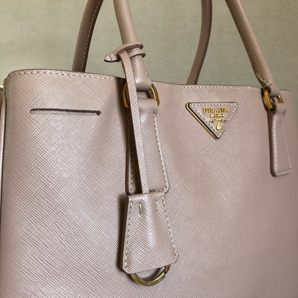 Prada Saffiano Lux Tote - Picture 2 of 7